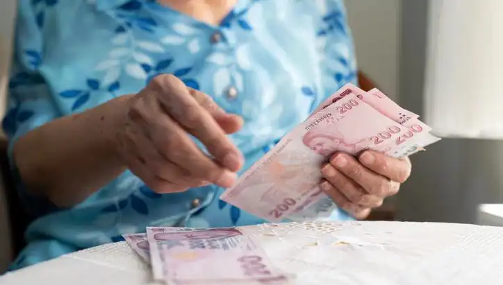 Emeklilere Özel: Dolandırıcılar Yeni Yöntemleriyle Hedefte!