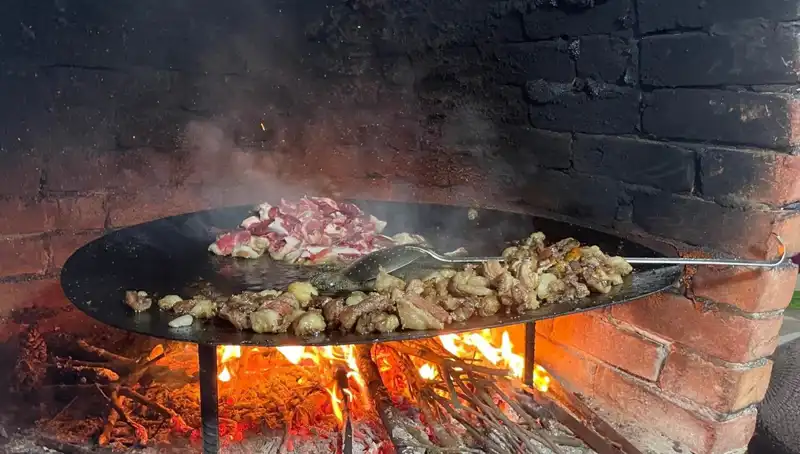Türkiye'nin Dört Bir Yanından Gelen Gelenek: Dualı Güveç Tadı