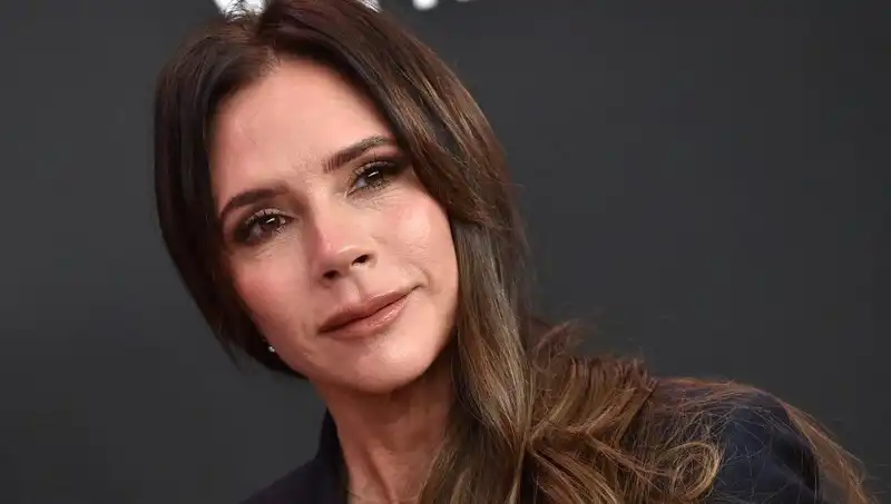 Victoria Beckham'ın Gençlik İksiri: Günde 3-4 Adet Tükettiği Mucizevi Besin