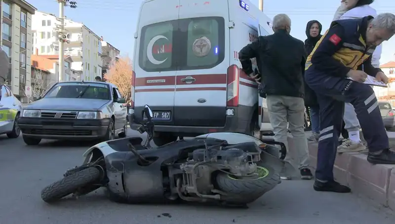 Tavşanlı'da Feci Trafik Kazası: İki Kişi Yaralandı, Detaylar İle Öğrenin!