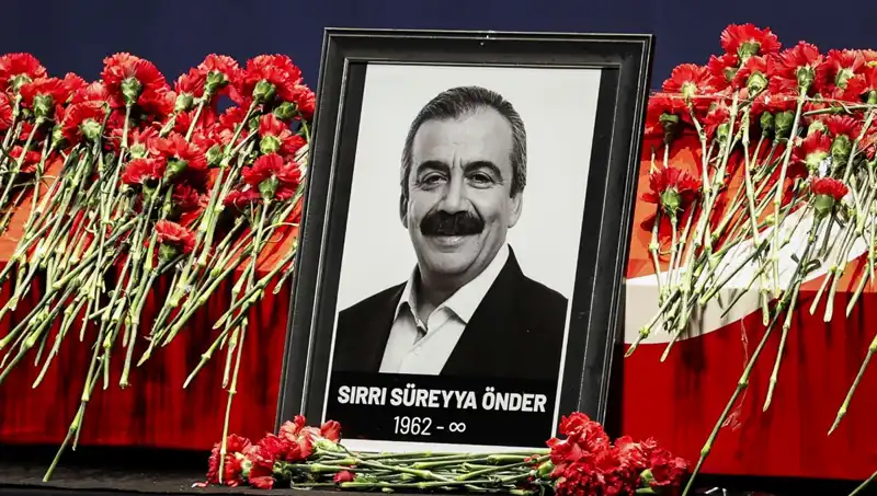 Meclis'te Sırrı Süreyya Önder Anması: Unutulmaz Anılar Canlandı