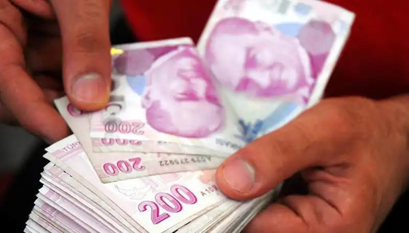 Bayram İkramiyesi Fark Ödemeleri İçin Hesaplar Yatırılacak Tarih Açıklandı