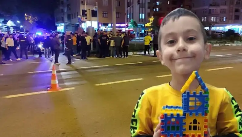 8 Yaşındaki Çocuk, Trafik Kazasında Hayatını Kaybetti!