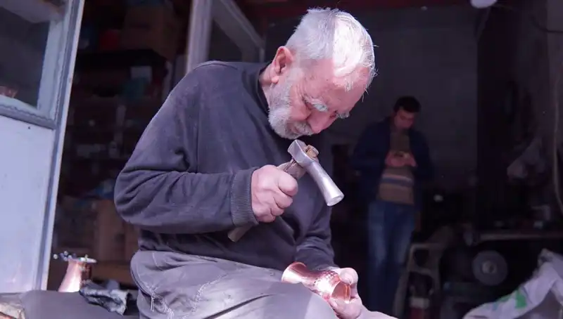 75 Yaşındaki Durmuş Dede: Kaybolan Zanaatkarlığın Son Ustası
