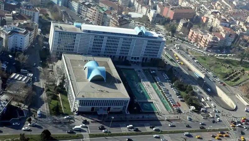İstanbul Büyükşehir Belediye Başkanlığı'na Geçici Vekalet Edecek İsim Açıklandı