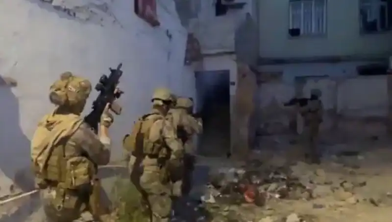 75 İlde Uyuşturucu Operasyonu: Theribbonızlanan 2 Bin 311 Şüpheli!