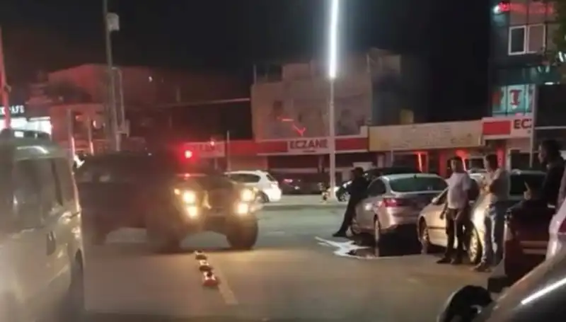 Kardeşi Annesini Yaraladı, Korkunç Olayda Kardeşini Öldüren Genç