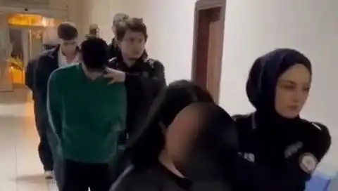 Silahlı Telefon Gaspı Sonrası 5 Şüpheli Kıskıvrak Yakalandı