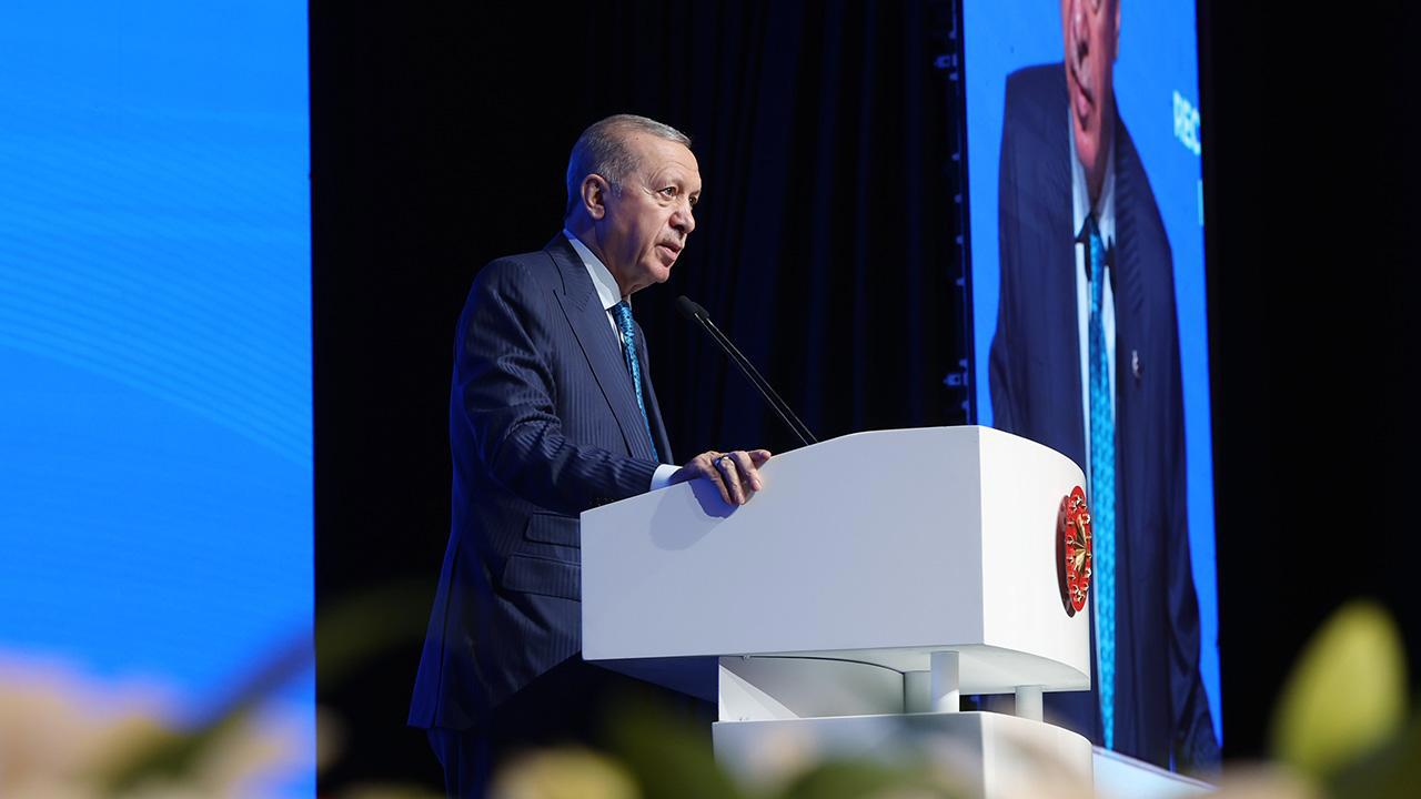 Cumhurbaşkanı Erdoğan'dan müjdeli haber: 1381 engelli öğretmen atanacak