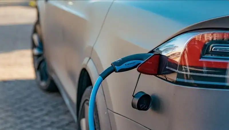 Elektrikli Araç Talebi Düşüyor: İşte Nedenleri ve Geleceği