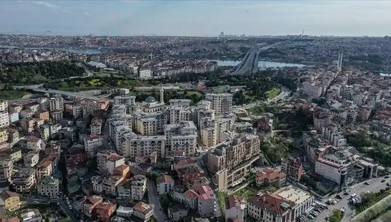 İstanbul'da Kentsel Dönüşüm: Kaos, Fırsatlar ve Çözüm Arayışları