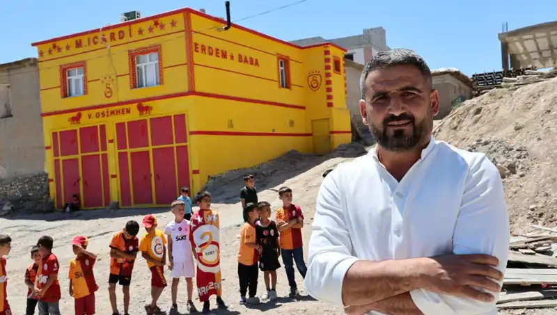 Fanatik Taraftar, Evini Icardi ve Osimhen ile Donattı!