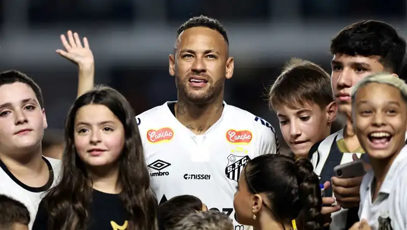 Fenerbahçe, Neymar Transferi İçin Negatif Yorumları Geride Bıraktı!