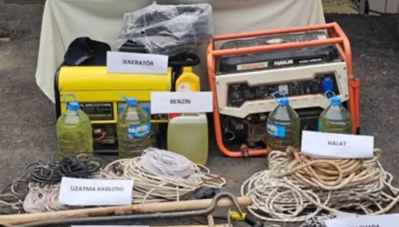Kaçak Kazı ve Uyuşturucu Operasyonu: 9 Şüpheli Eş Zamanlı Yakalandı