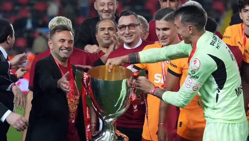 Okan Buruk Galatasaray'daki Gelecek Hedeflerini Açıkladı: Şampiyonluk Yolu