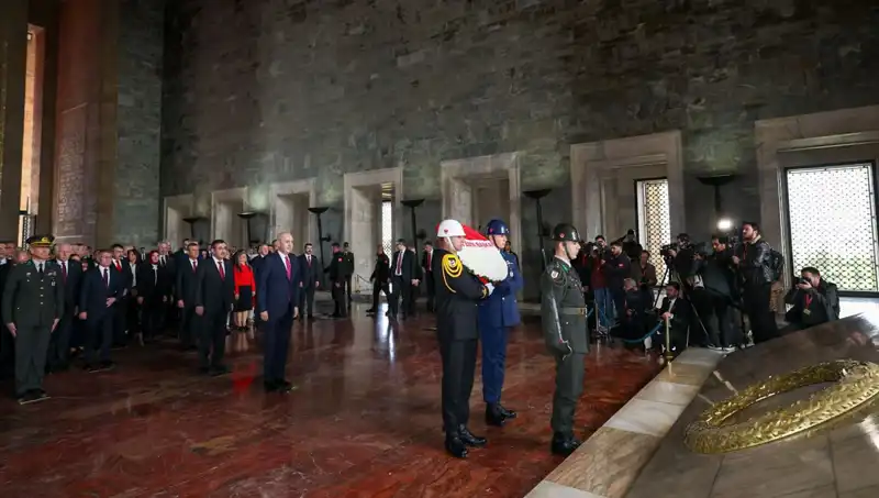Türkiye’nin Kalbi Anıtkabir’de: Devlet Erkânı Toplandılar