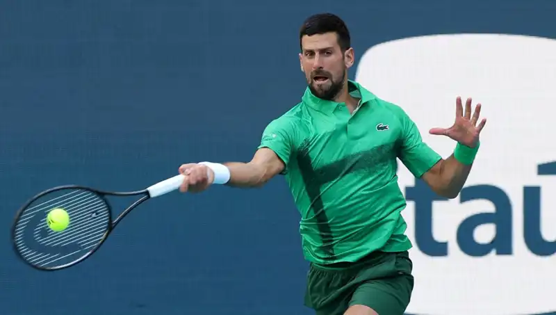 Djokovic, Rekorlarına Bir Yenisini Daha Ekleyerek Tarihe Geçti!