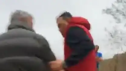 Foçalı Neredeyse Ölümle Yüzyüze Geliyordu: Jandarma Sireniyle Hayatları Kurtuldu!