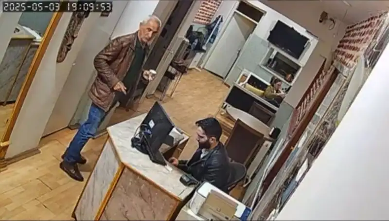 Zorbalığın Ardındaki Gerçek: "Kendi Başına Yaptım" Dedi!